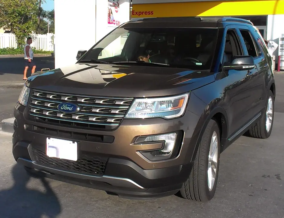 Ford Explorer exterior model example