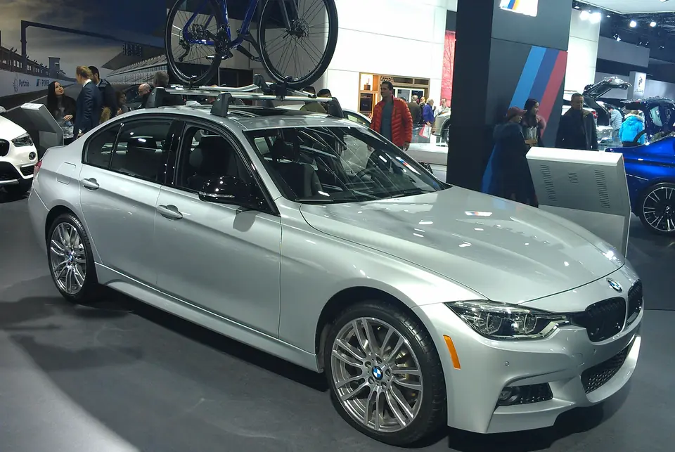 BMW 3 Series exterior model example