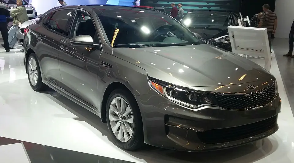 Kia Optima exterior model example